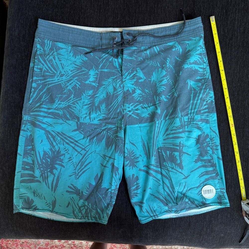 O'NEILL Cruzer Men’s board shorts swim blue floral see photos for measurements